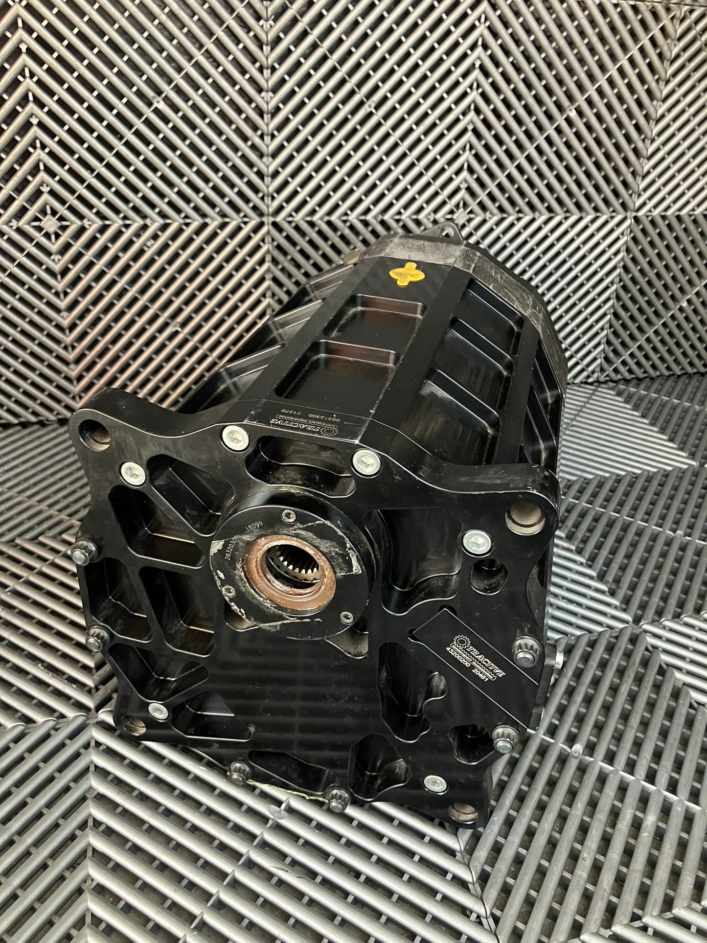 Used. Tractive motorsport RD906 6-Speed Sequential Gearbox RWD
