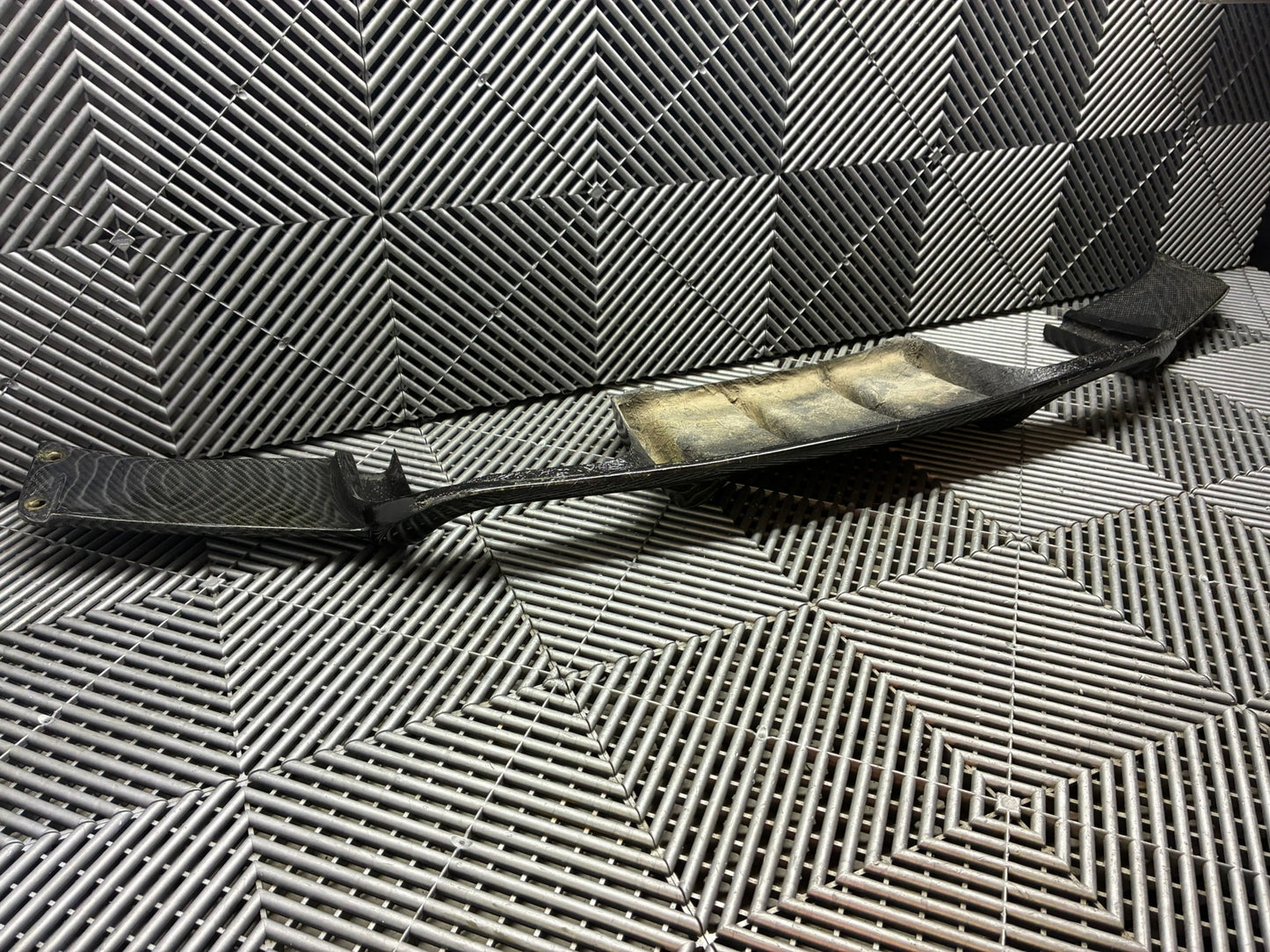 Used. Bmw E92/E93 M3 carbon rear diffuser
