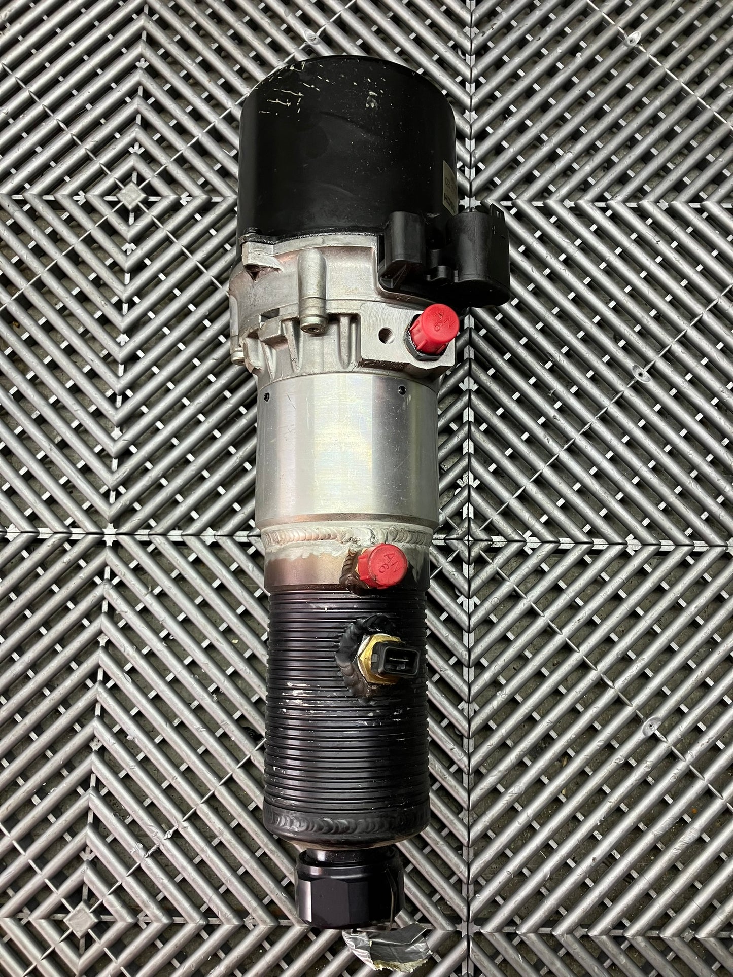 Used. Bosch Electric Power steering. Pump. Universal.