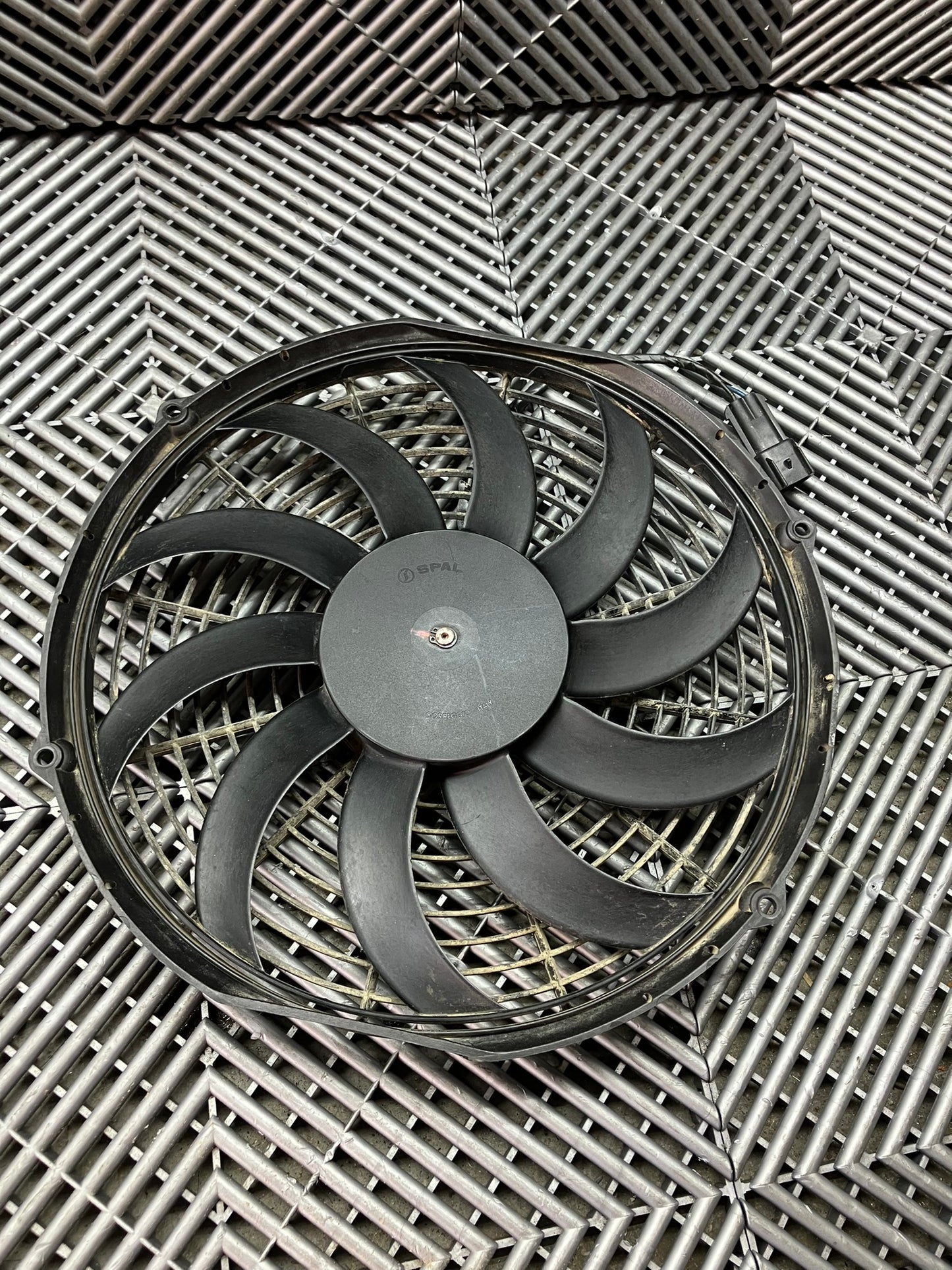 Used. SPAL Cooling Fan VA10-AP10/C-61S 12v 938cfm