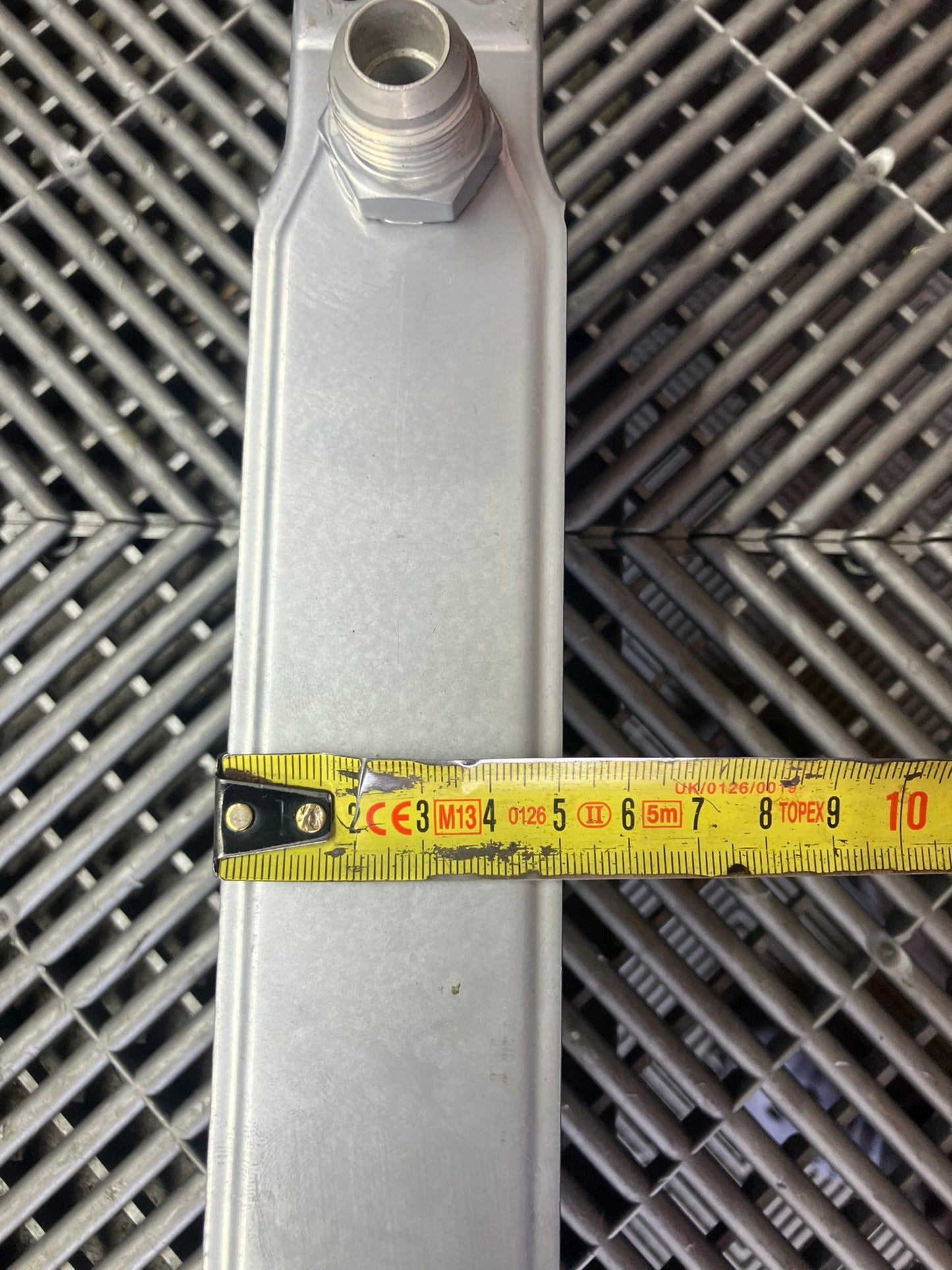 New. Motamec Oil Cooler 13 Row 30x9x5 cm