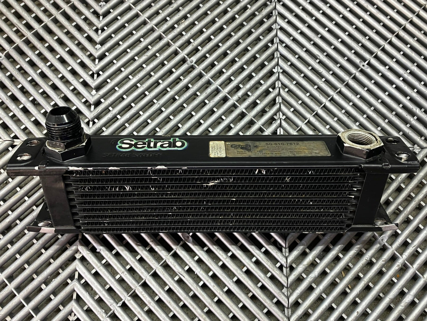 Used. Setrab Proline oil cooler 10-row. 28x7x5cm