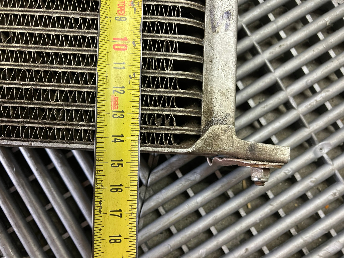 Used. Mocal Oil cooler. 18-row. 29x14x5 cm