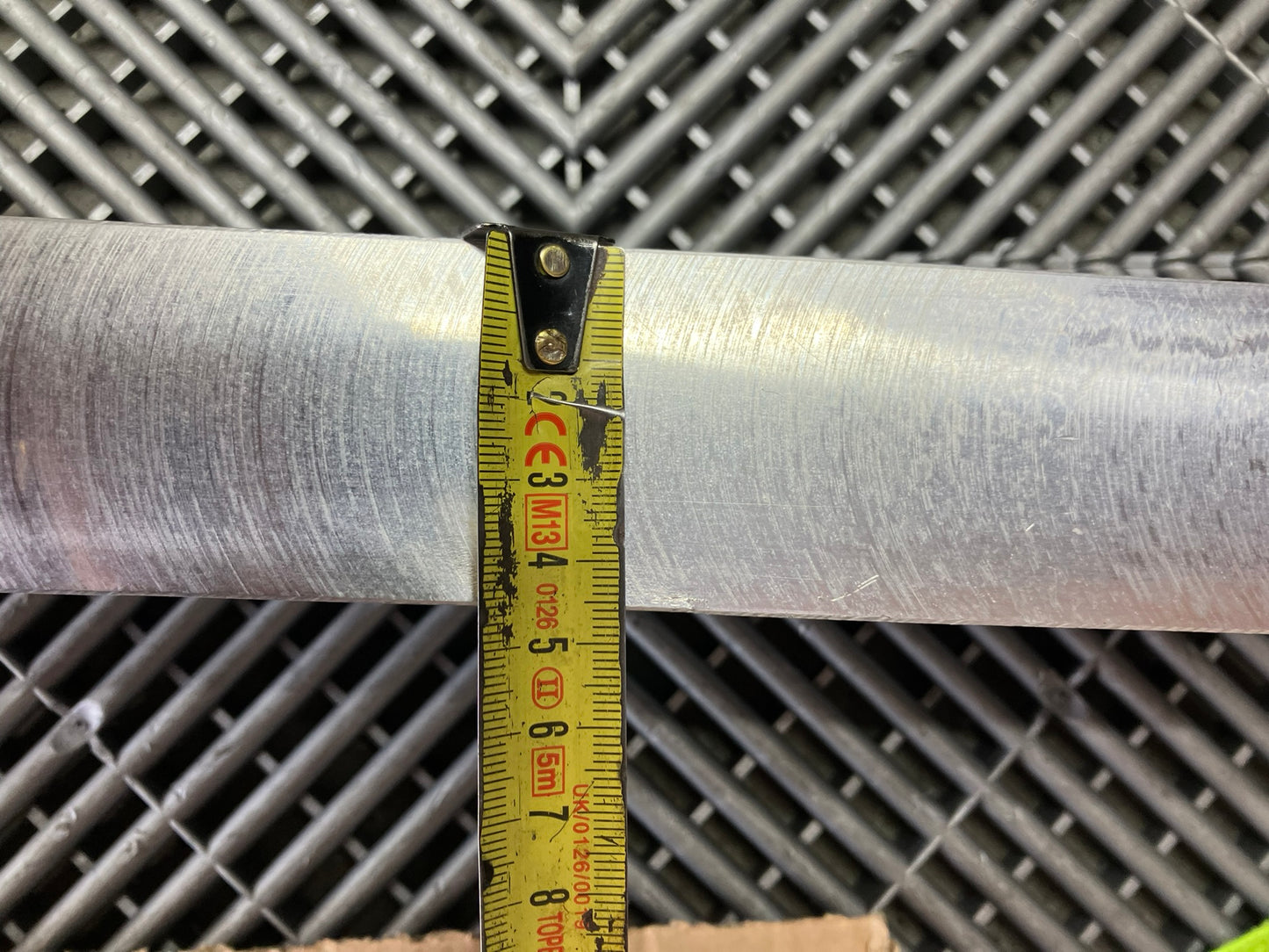 New. Oil cooler core. 8-row. 64x10x4.5cm