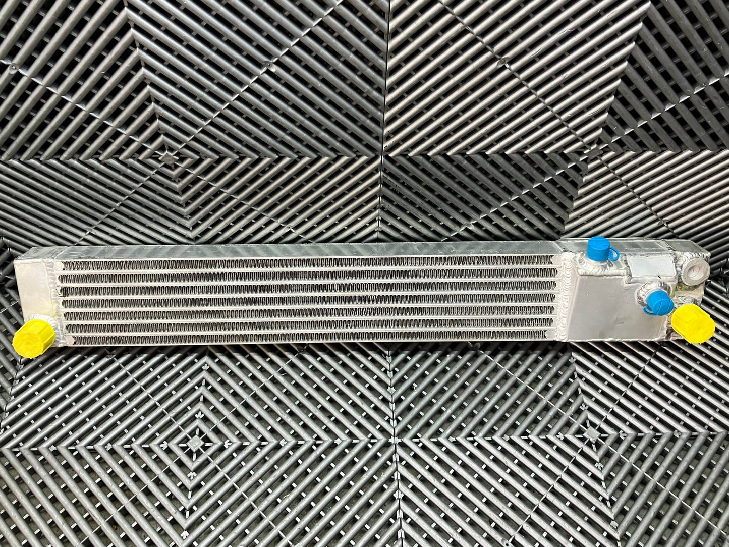 Used. Oil cooler. 8-rows. 71x10x5 cm