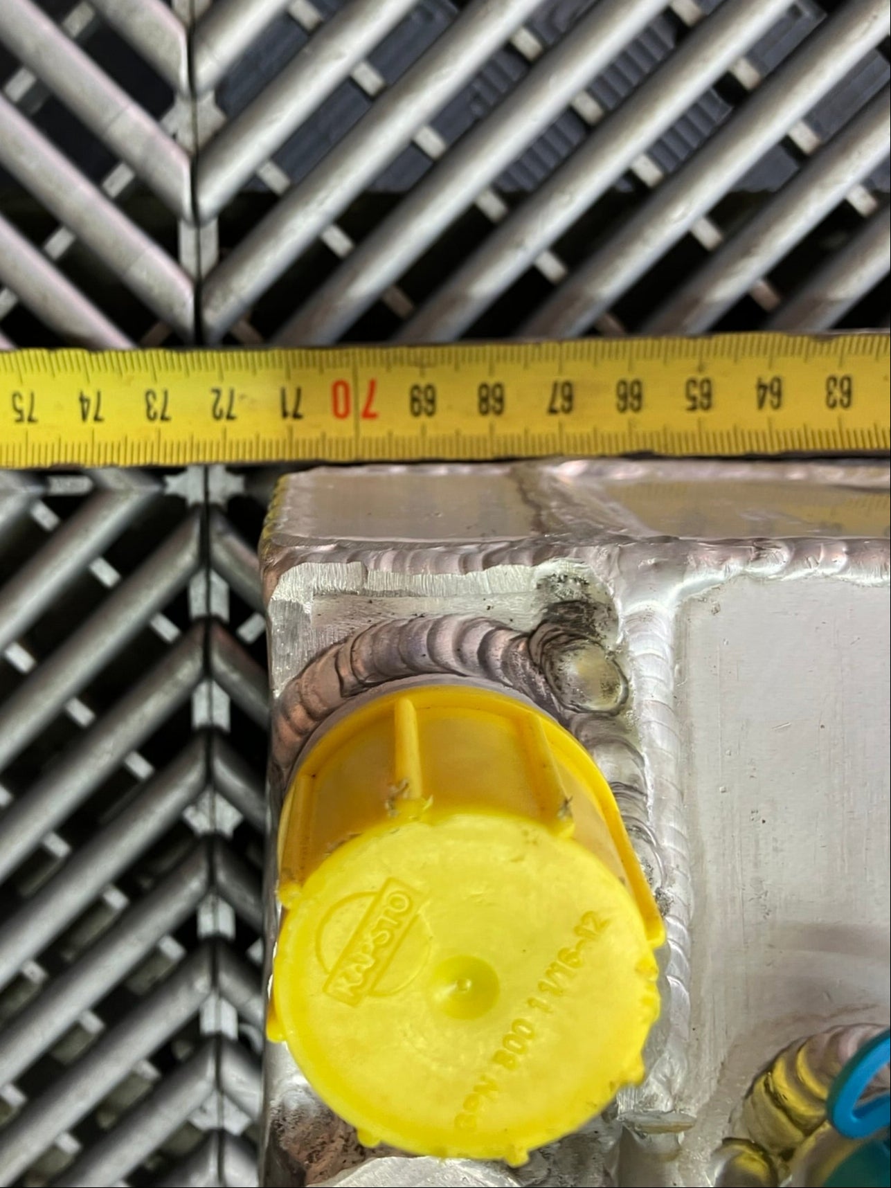 Used. Oil cooler. 8-rows. 71x10x5 cm