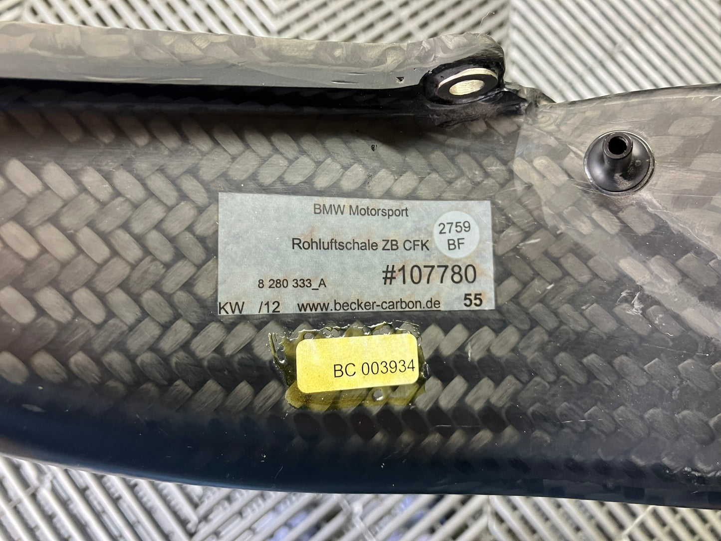 Used. Bmw motorsport GT3 carbon fiber airbox for S65 engine