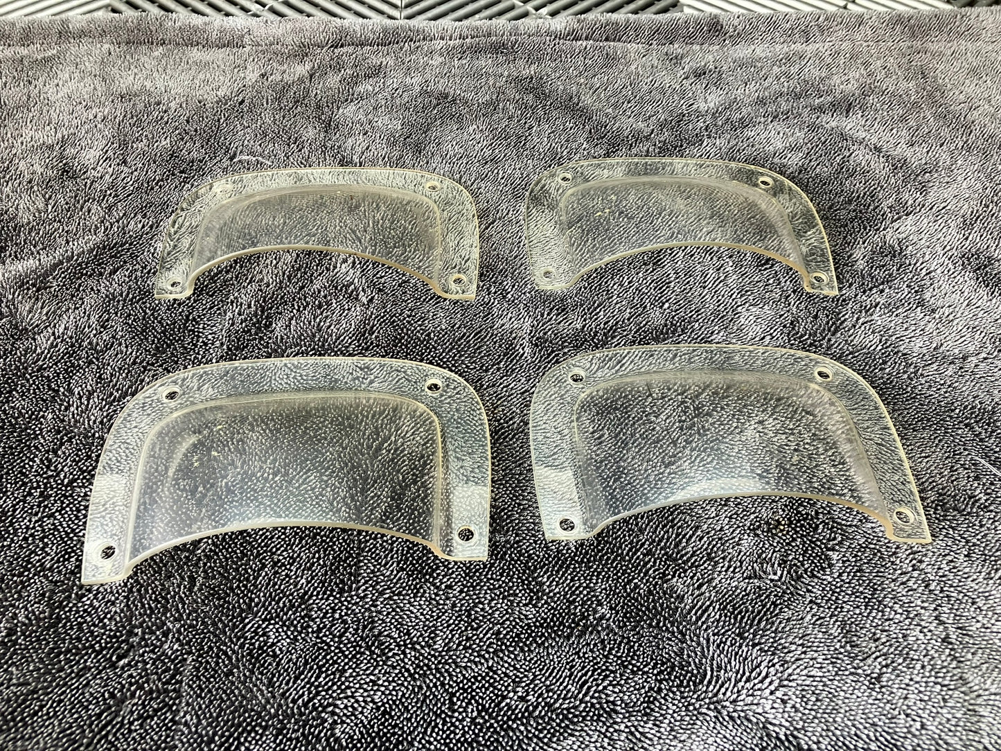 Used. Window scoop clear type A