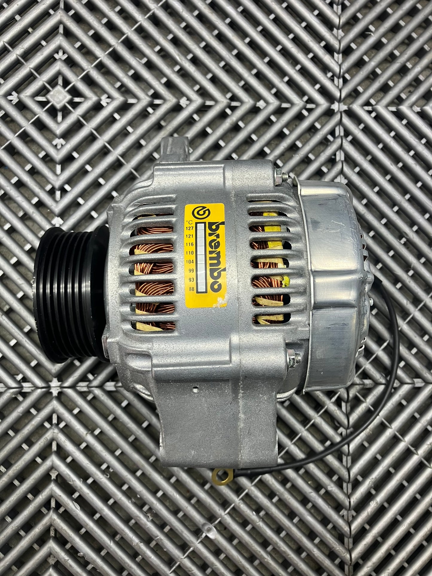 New. Mclaren alternator 200A.