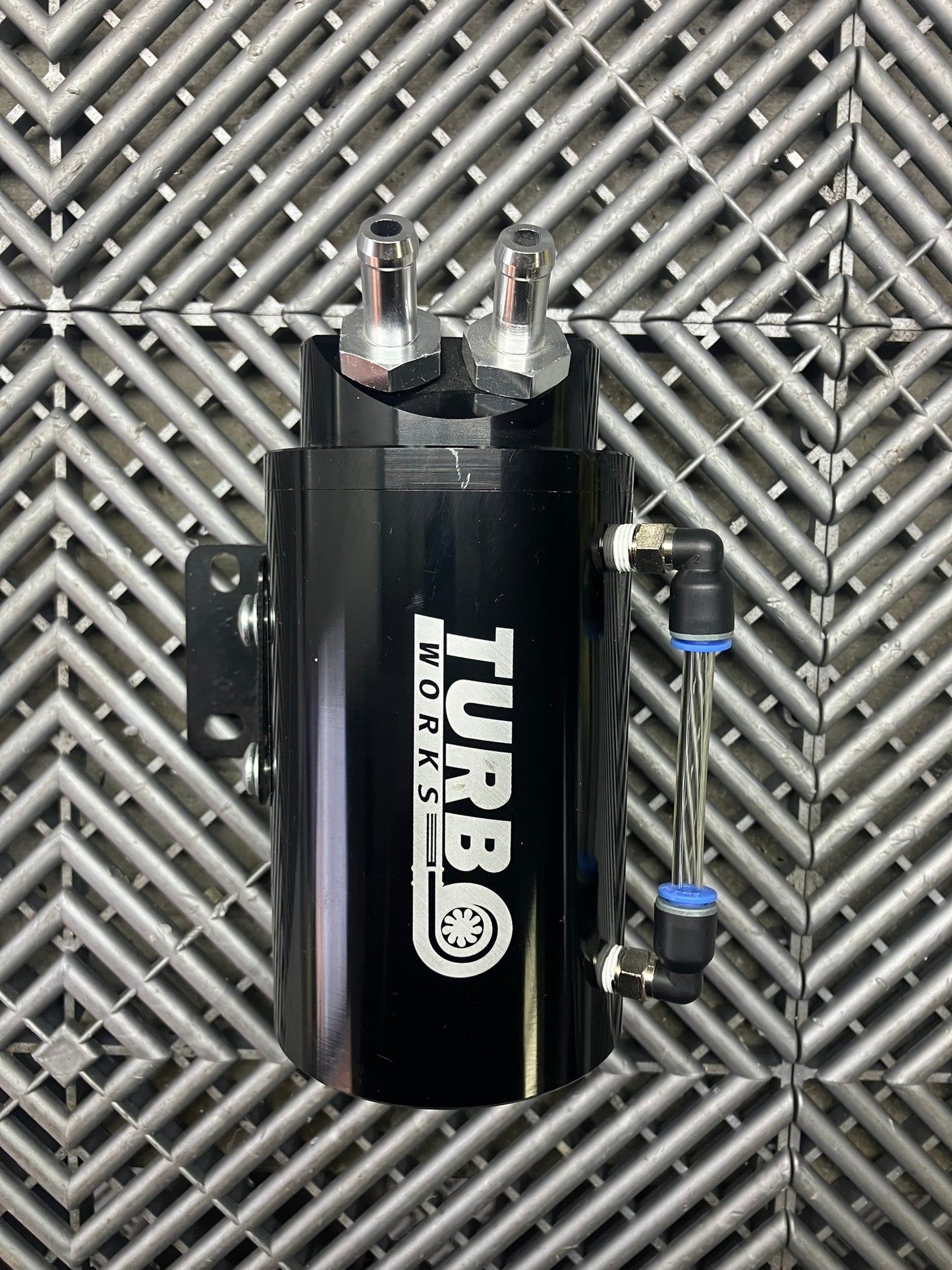New. Turbo works Oil catch can