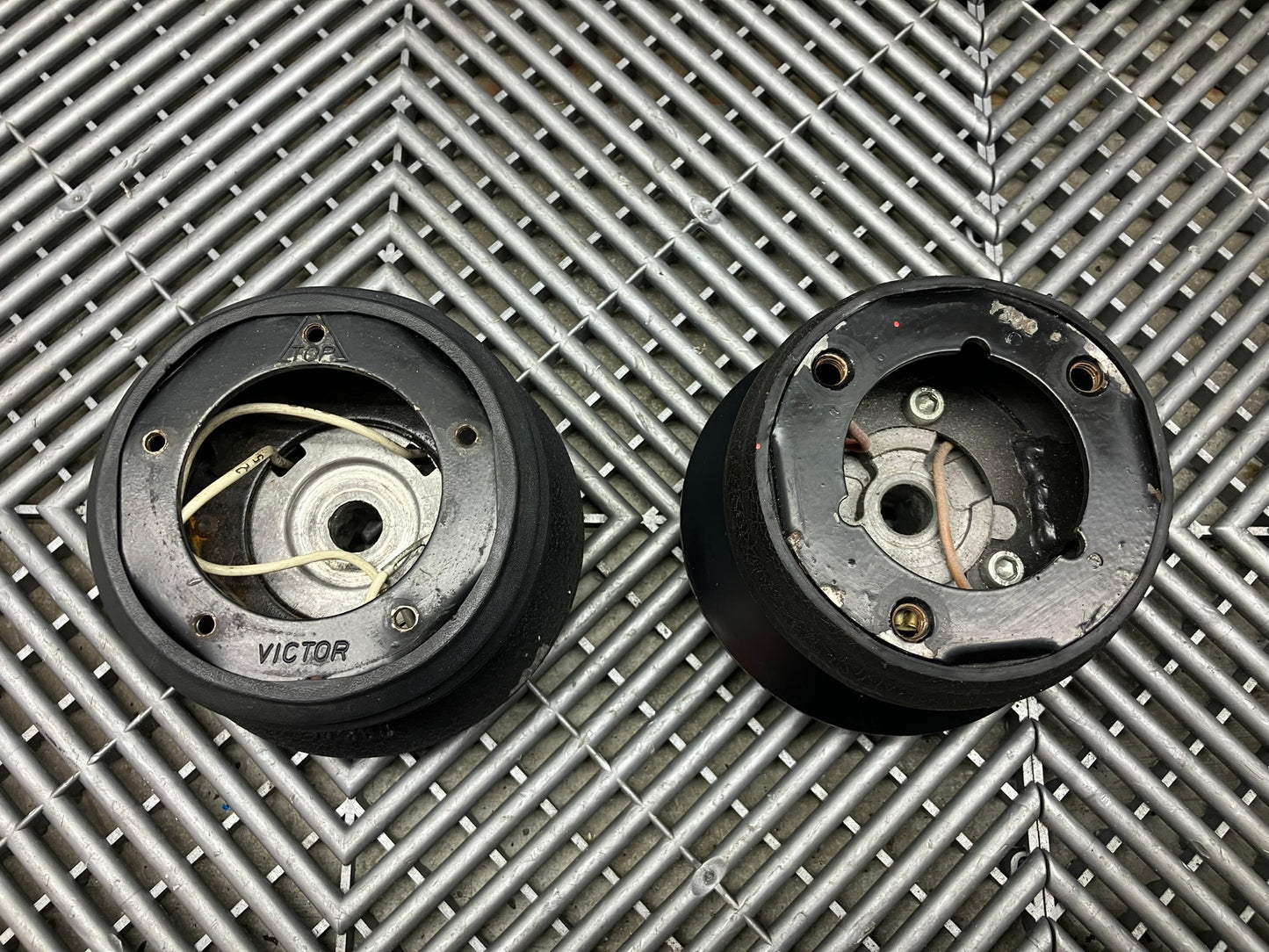 Used. Escort-Sierra cosworth racing wheel hub.