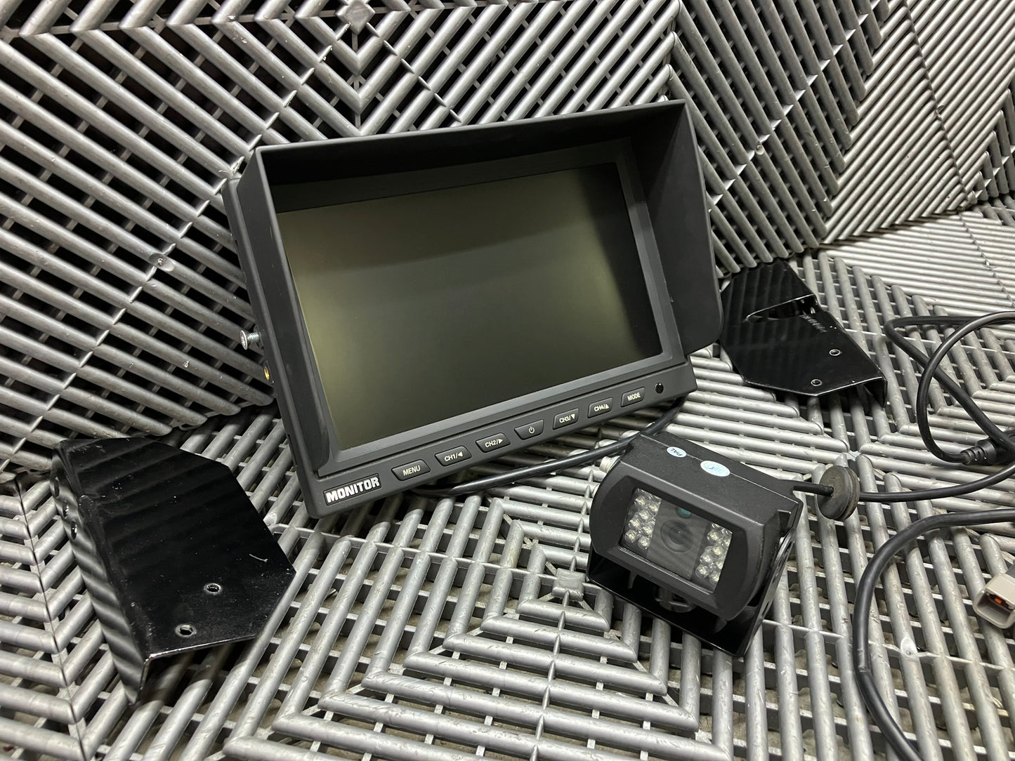 Used. Rear view TFT monitor + back camera + brackets + wires