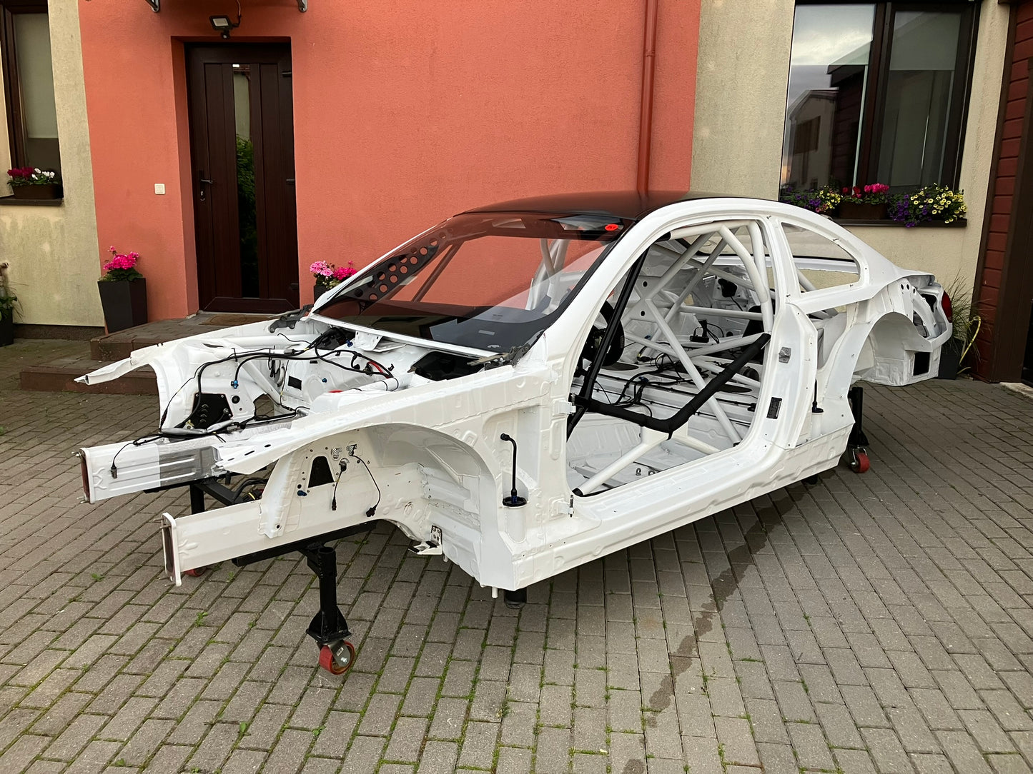 New build. GT3 spec. BMW E92 chassis.+ "Plan GT" carbon body kit.