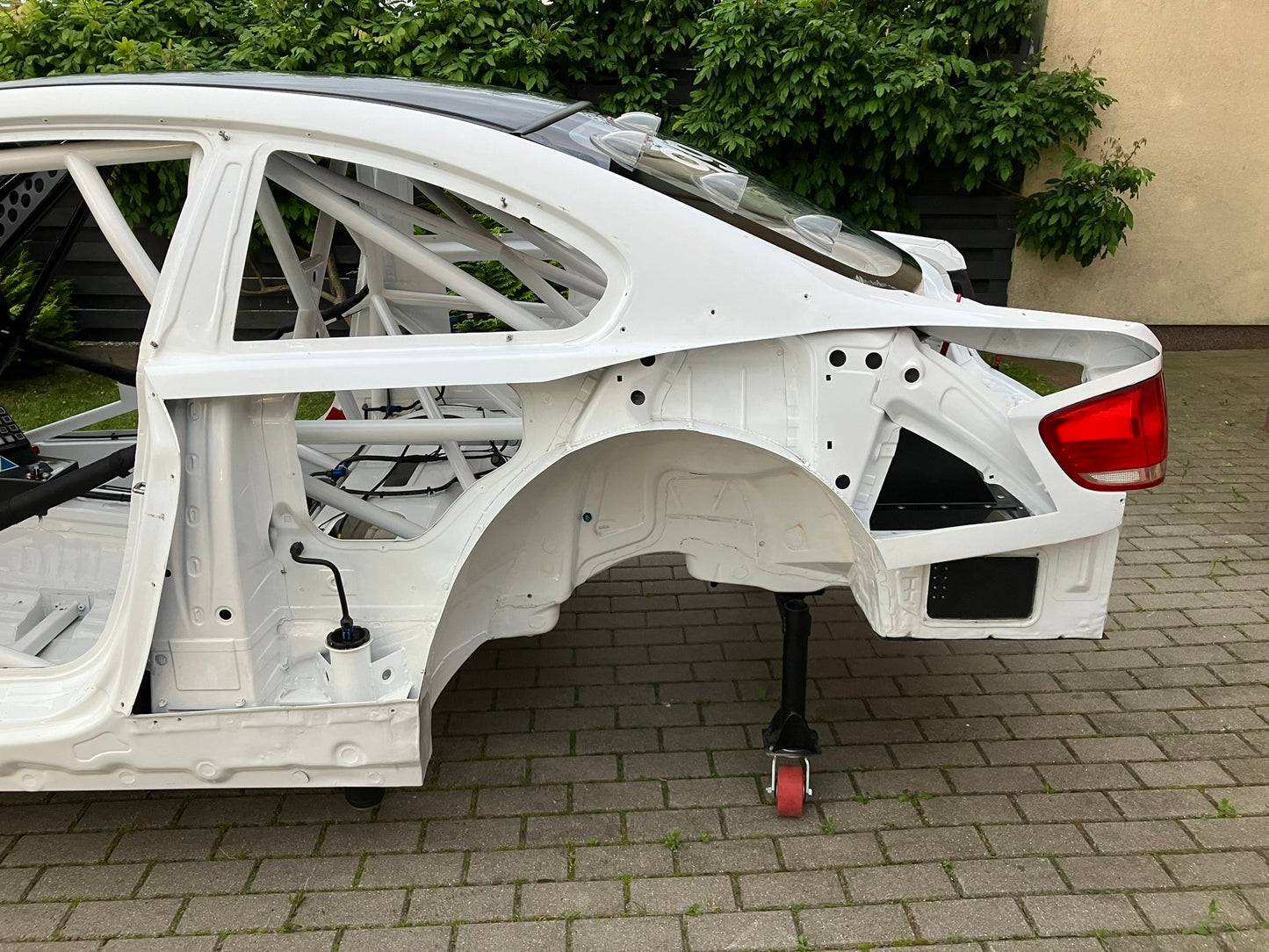 New build. GT3 spec. BMW E92 race car chassis.