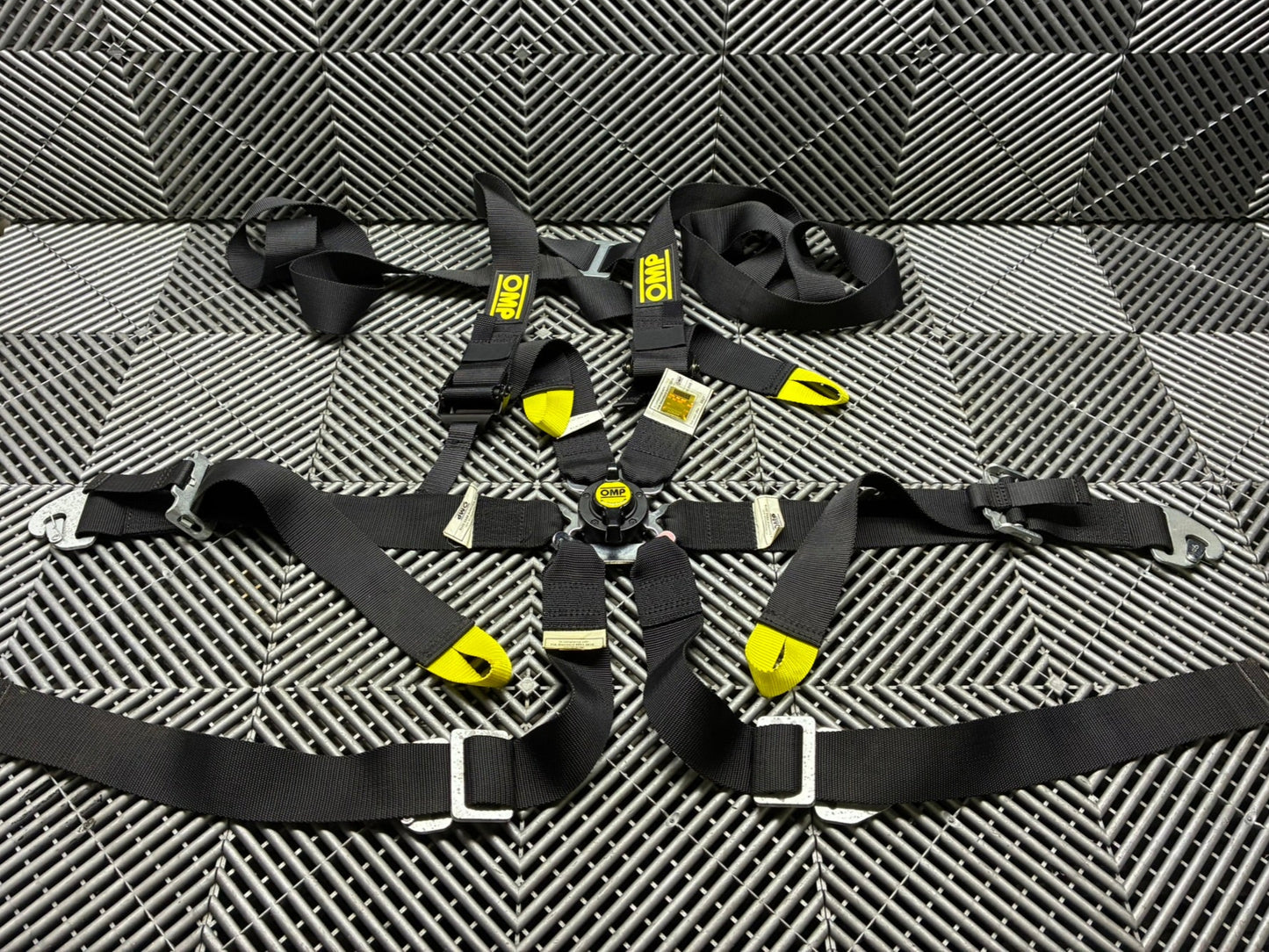 Used. 6 point OMP Harness. Homologation till 2027