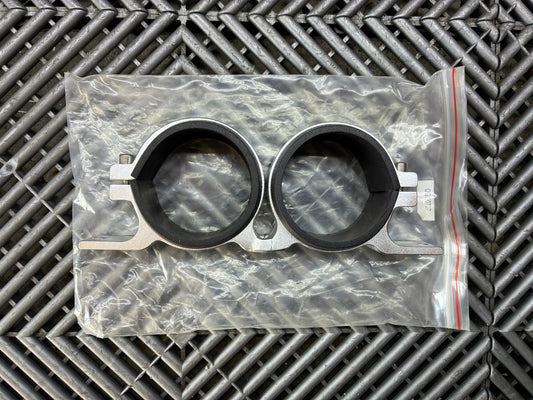 New. Pump bracket double 2x60mm