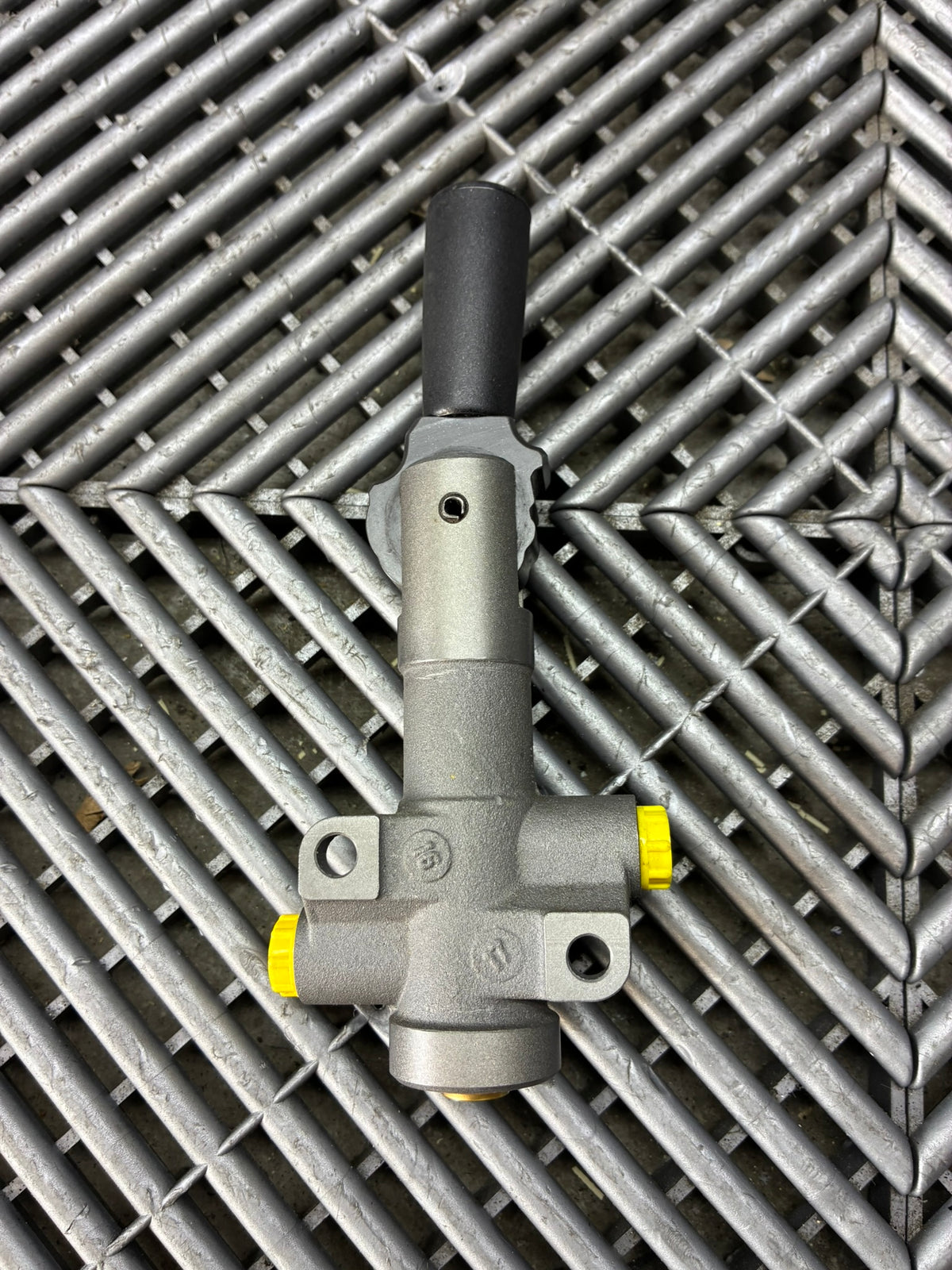 Used. AP Racing rapid brake bias adjuster. CP3550-13
