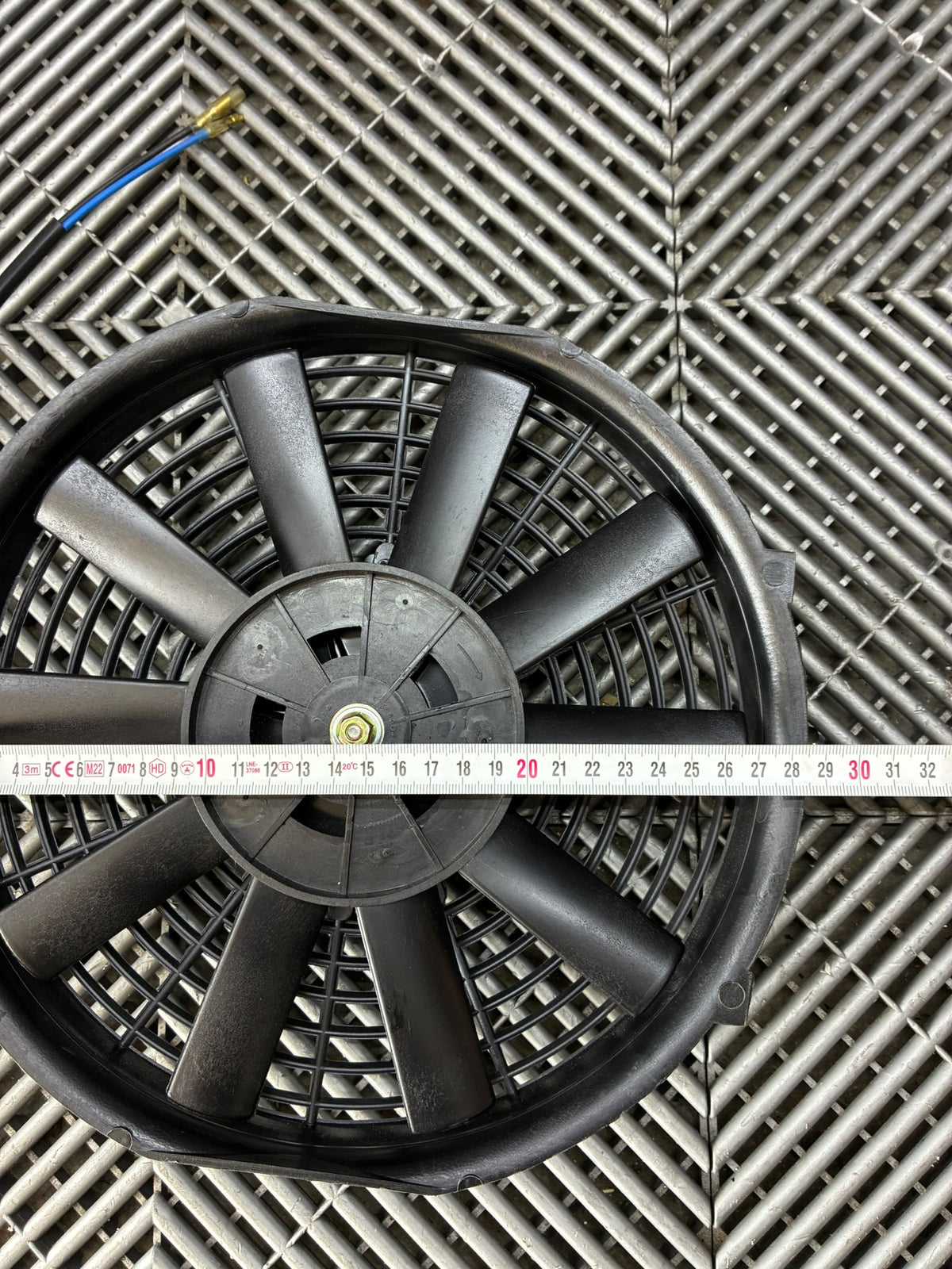 New. 280mm Radiator Fan