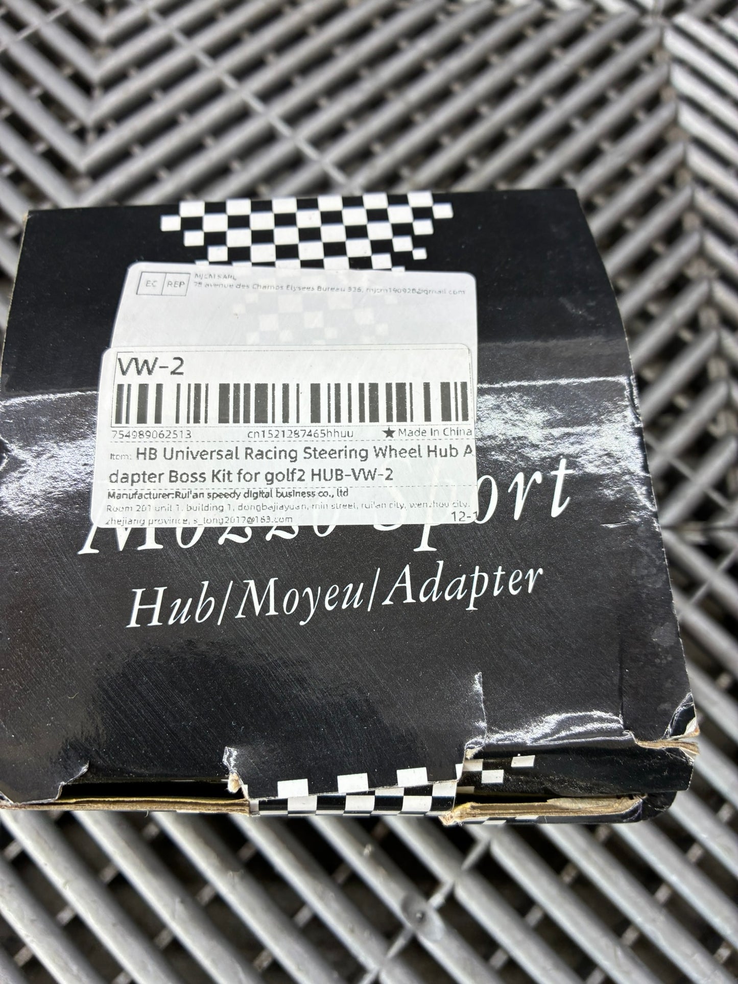 New. VW Golf2 steering wheel adapter. Boss kit