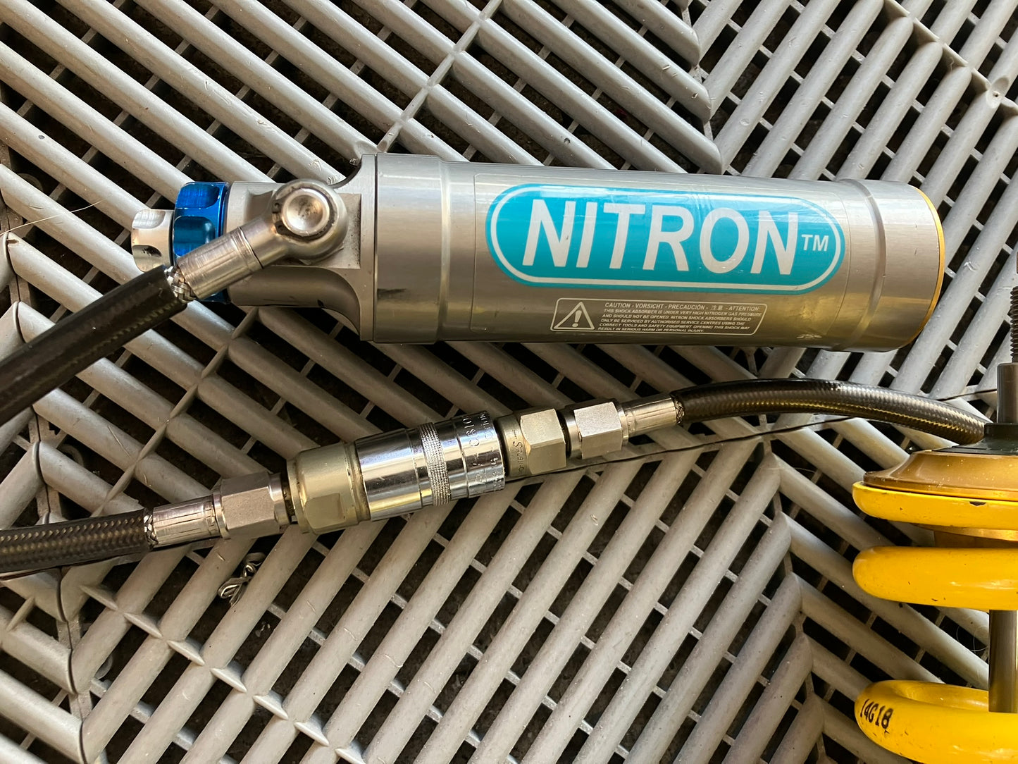Used. Rebuild. Nitron R3 coilovers for E9x non M.