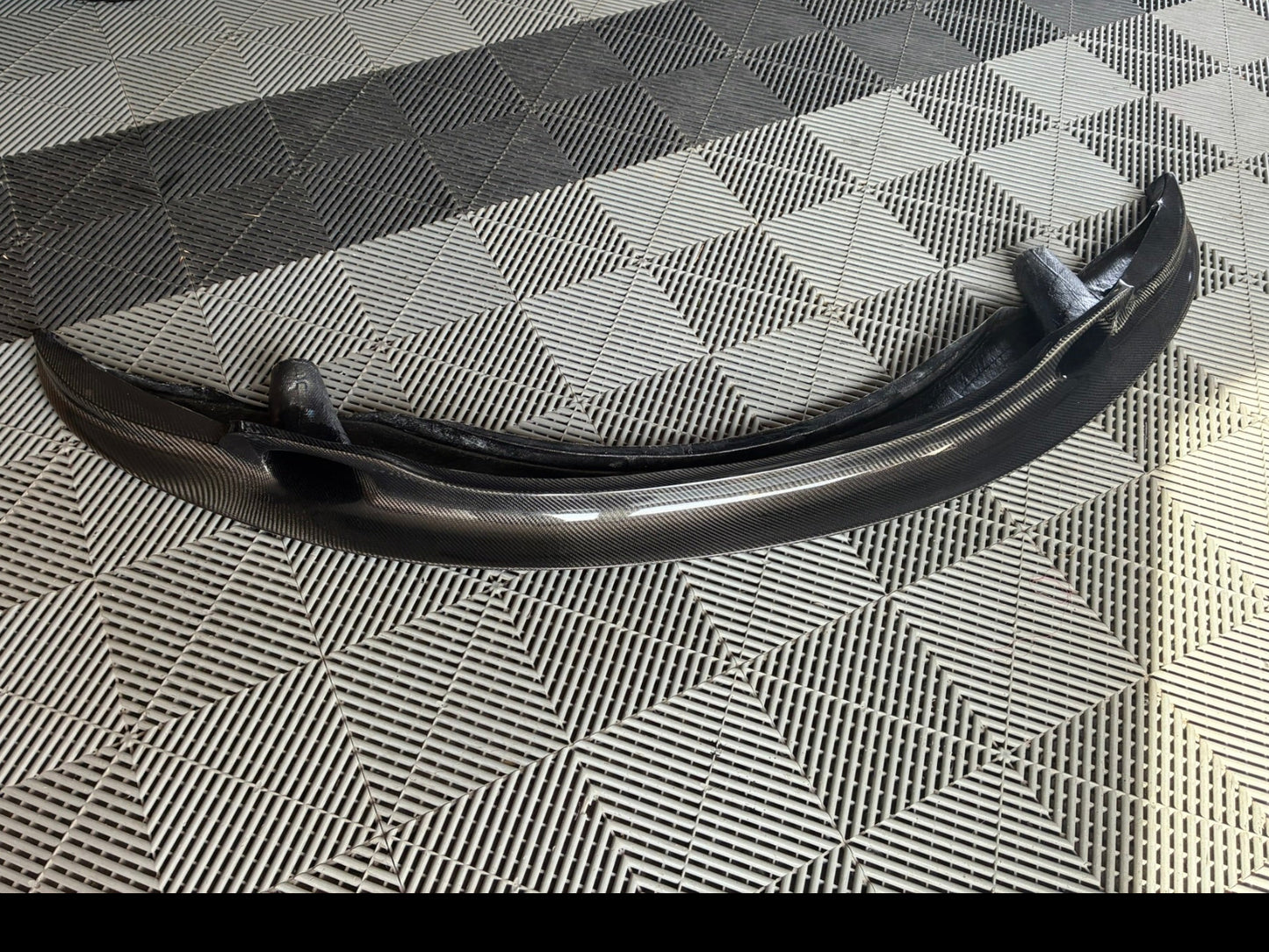 New. "GT4" Carbon front lip BMW E9x M3