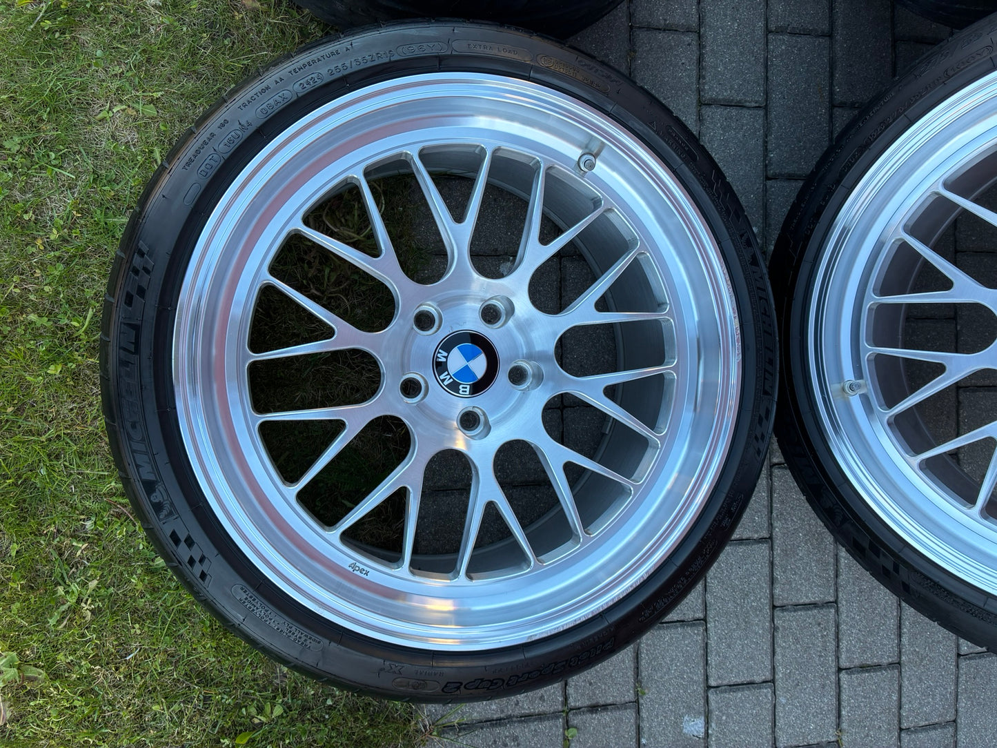 Used. Apex ML-10RT R19 5x120 forged lightweight wheels