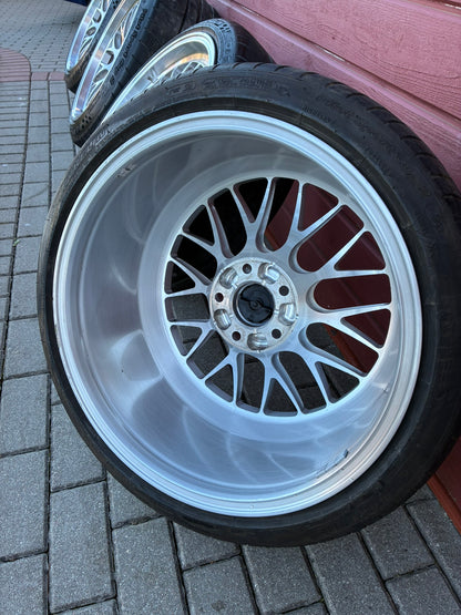 Used. Apex ML-10RT R19 5x120 forged lightweight wheels