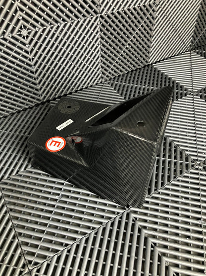 Used. Large dry carbon centre console. (without buttons)