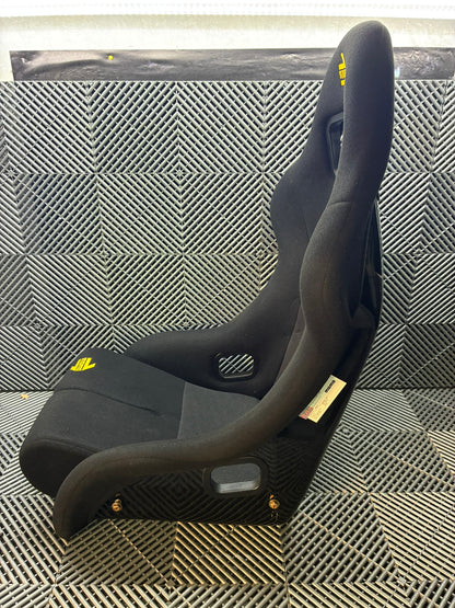 Used. Momo Super cup racing seat. Homo till 2030.