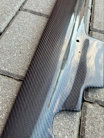 Used. Carbon Side Skirts extensions for Bmw E9x / M3