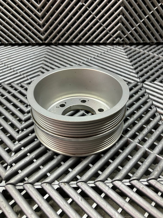 Used. BMW S65 engine main pulley (double belt)