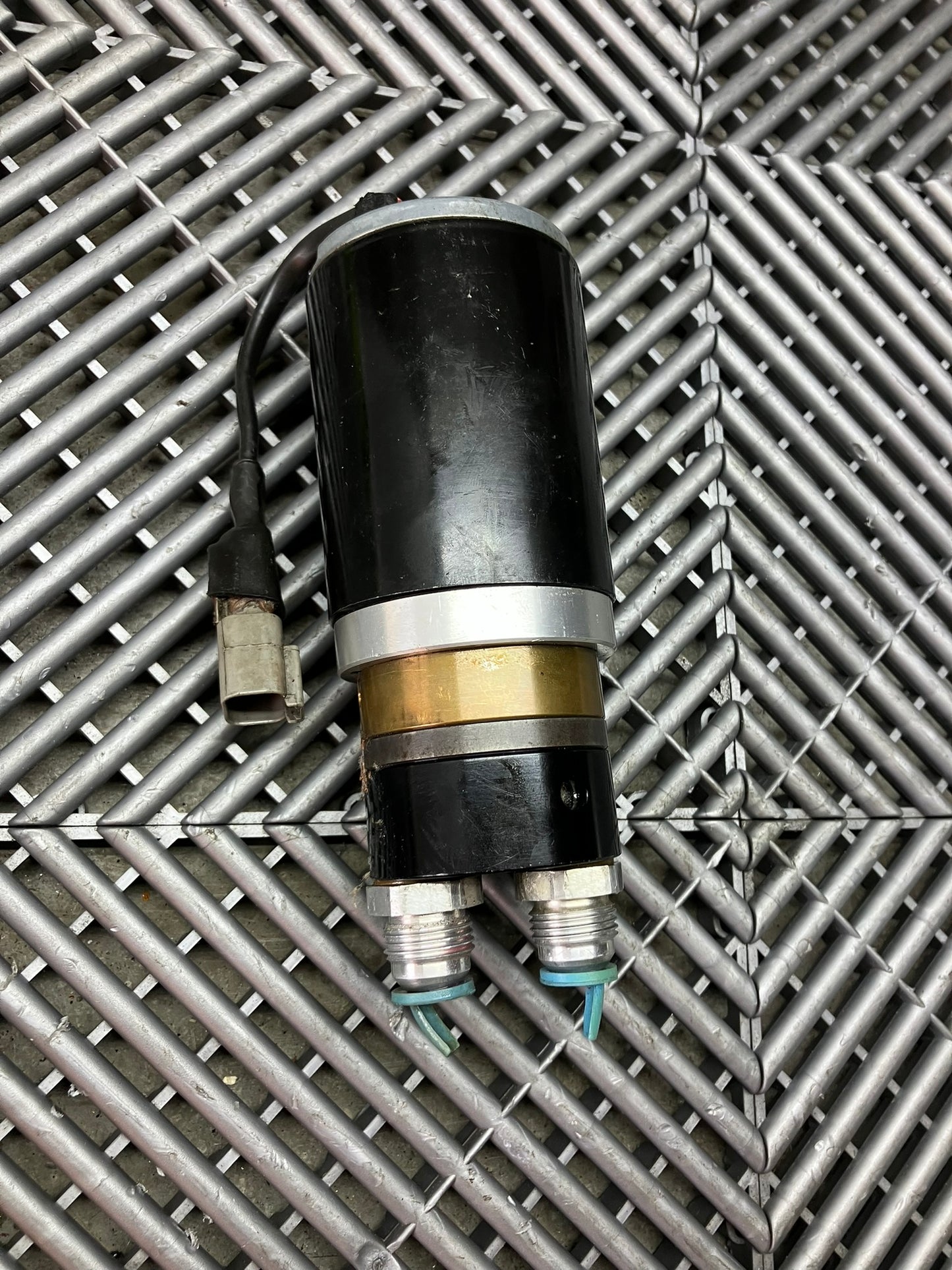 Used. Weldon High performance electric Oil pump. Circulating pump.