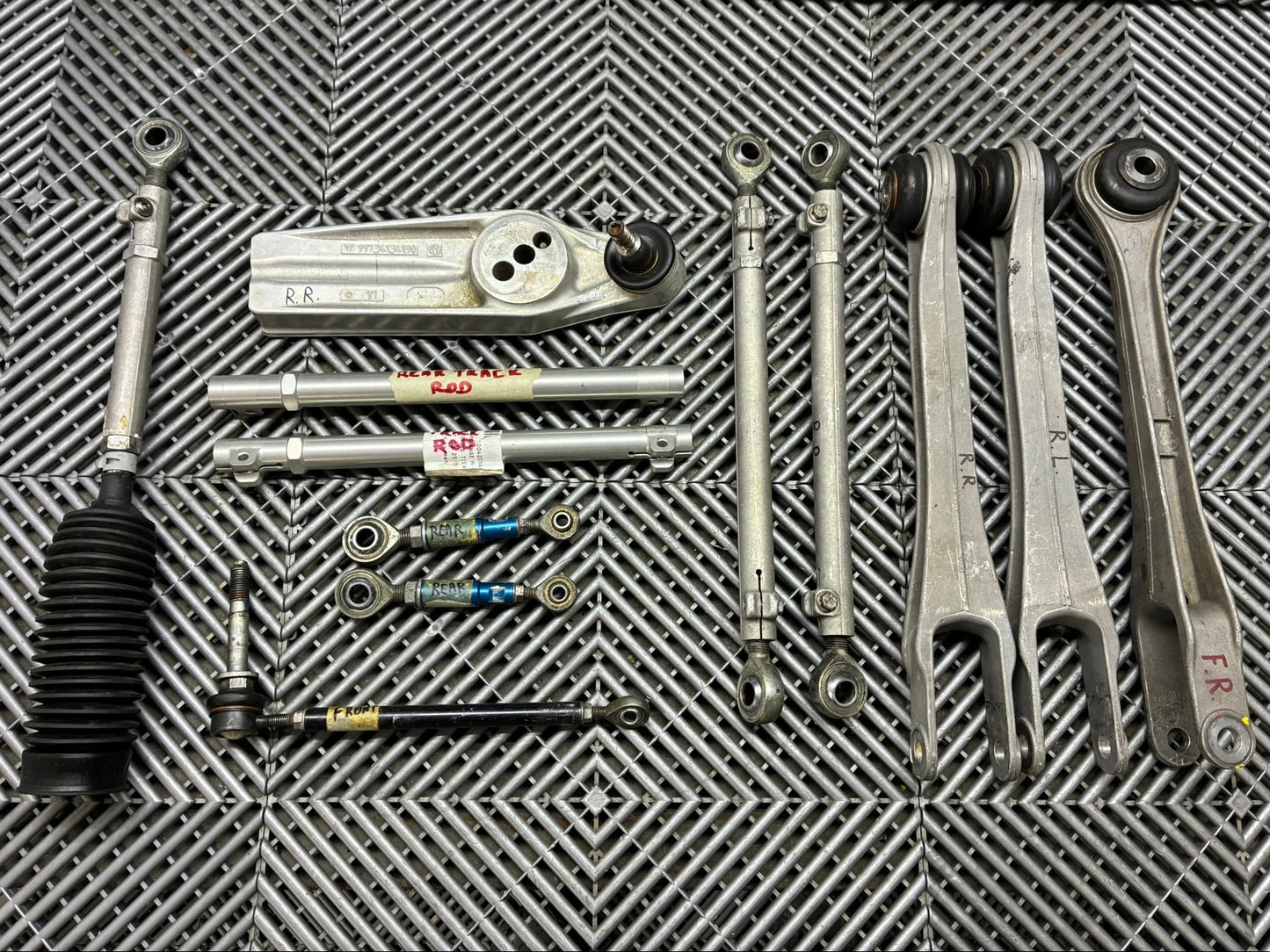New/used. Porsche 997 Gt3 cup car suspension spare kit.