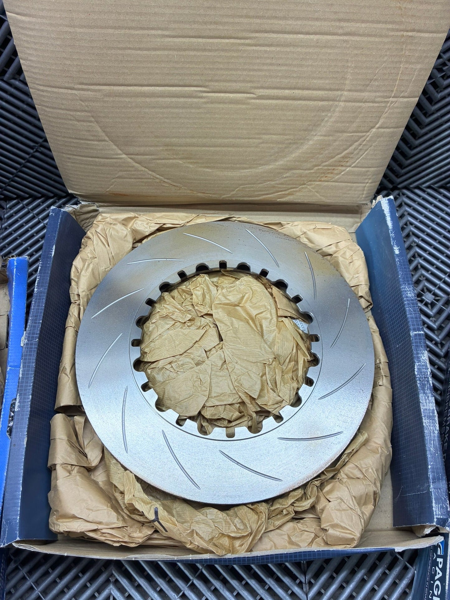 New. Pagid RBD rear racing brake discs. 350/28 mm (left and right sides)