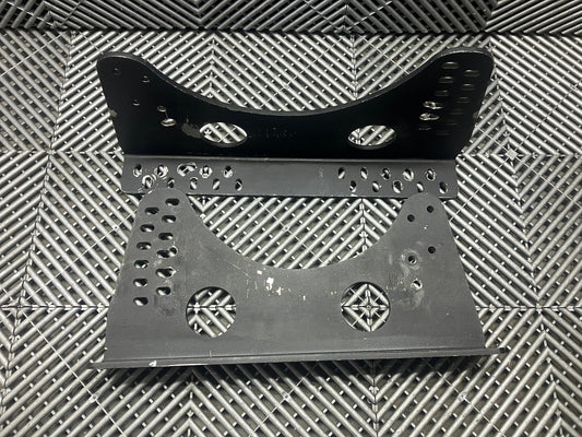 Used. Universal race seat side mounts.