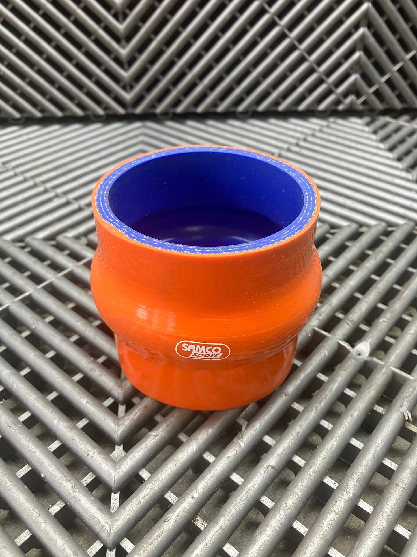 New. SAMCO Couplings Straight Hump L-76, W-60/70/76