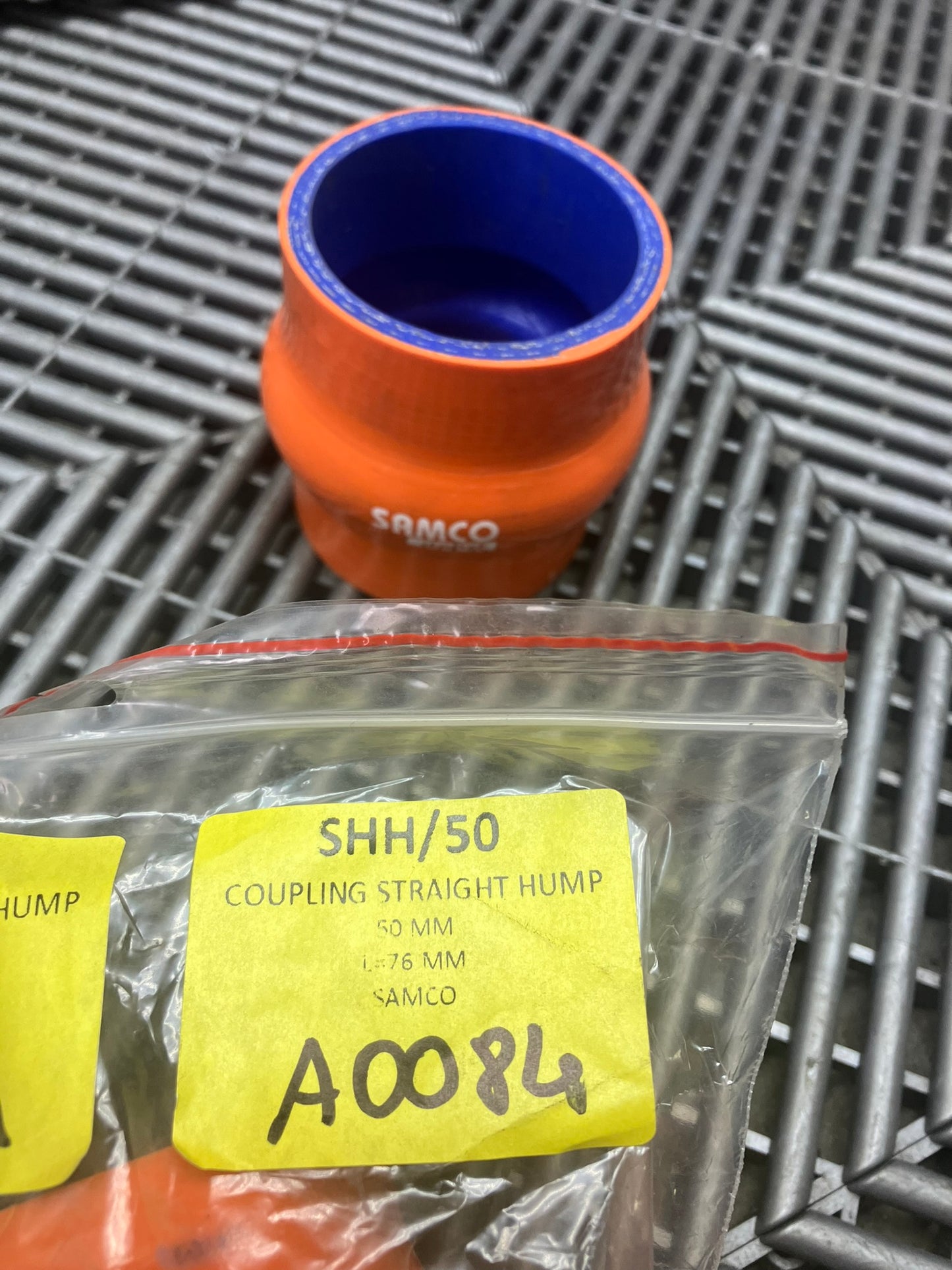 New. SAMCO Couplings Straight Hump L-76, W-60/70/76