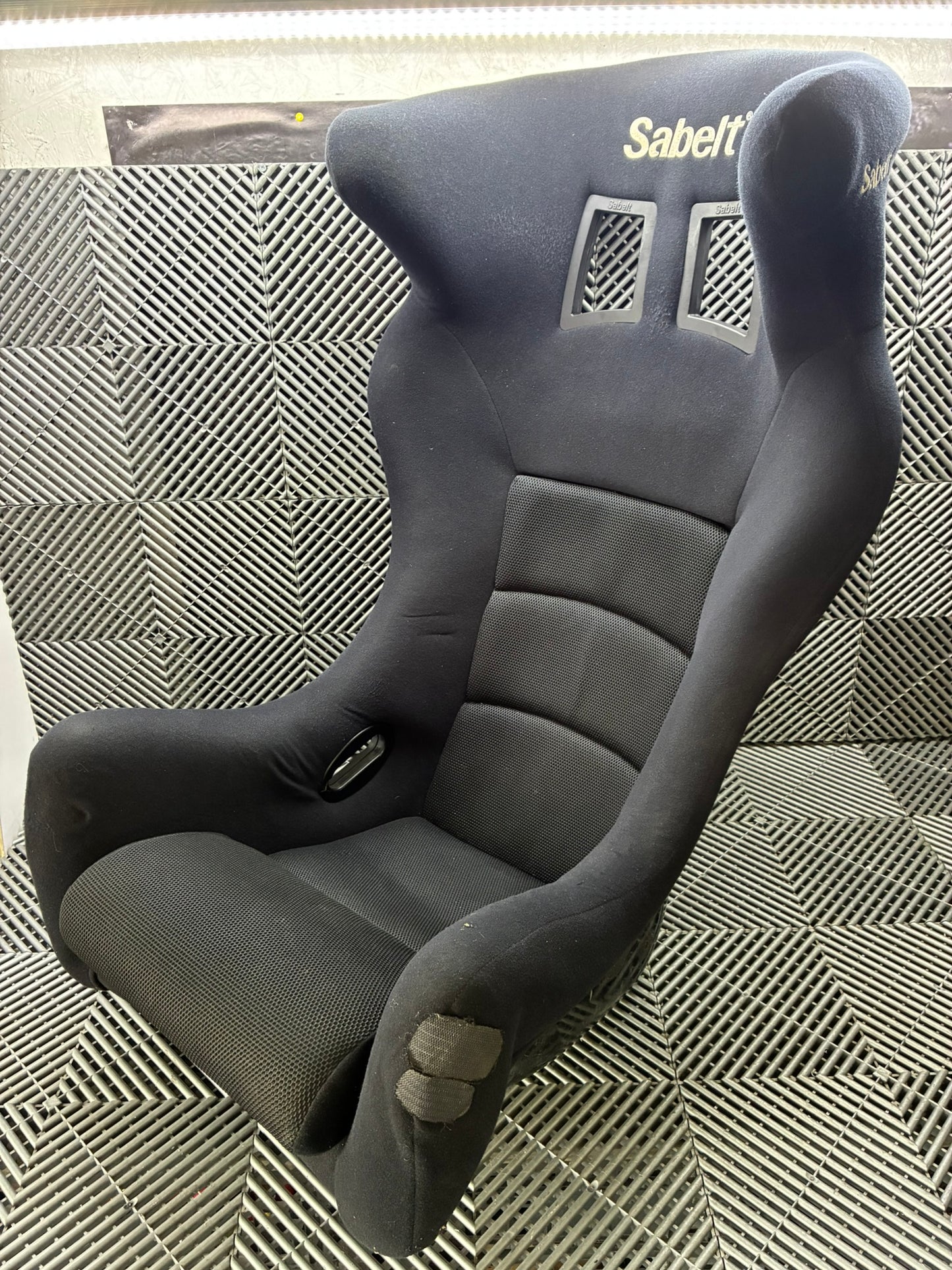 Used. Sabelt Taurus L VTR racing seat. Homo till -2018