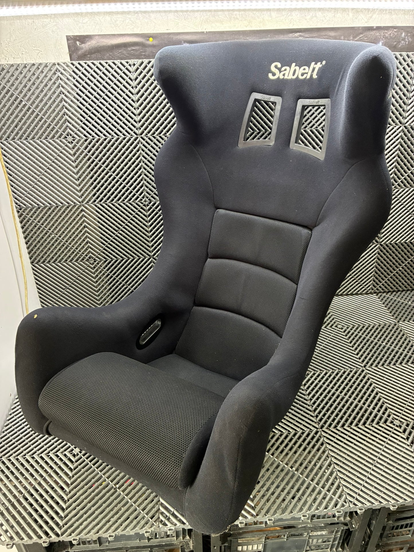 Used. Sabelt Taurus L VTR racing seat. Homo till -2018