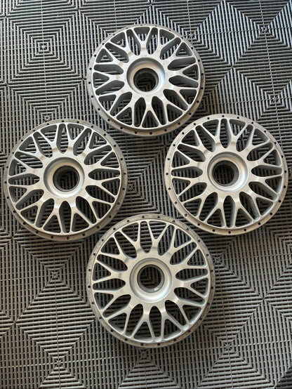 USED BBS E19 18-inch Centerlock rims magnesium centers