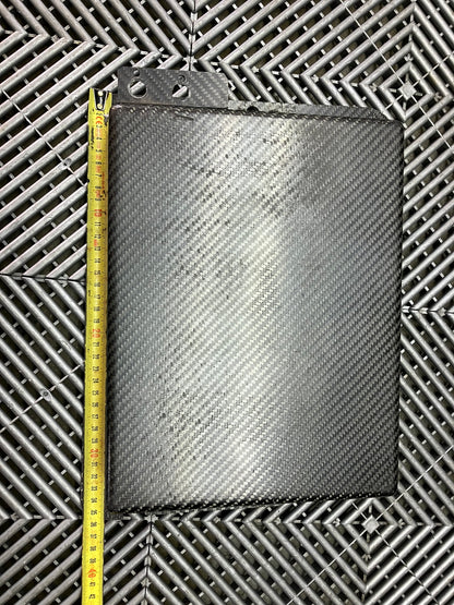 Used. Carbon fiber cover. 35x27 cm