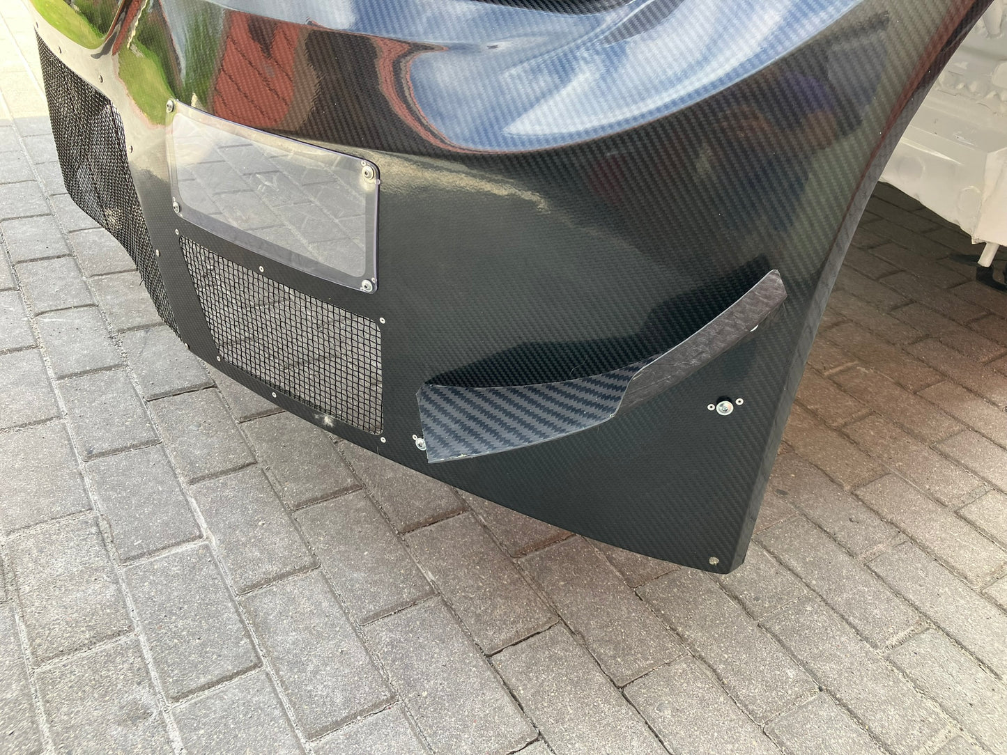 New build. GT3 spec. BMW E92 chassis.+ "Plan GT" carbon body kit.