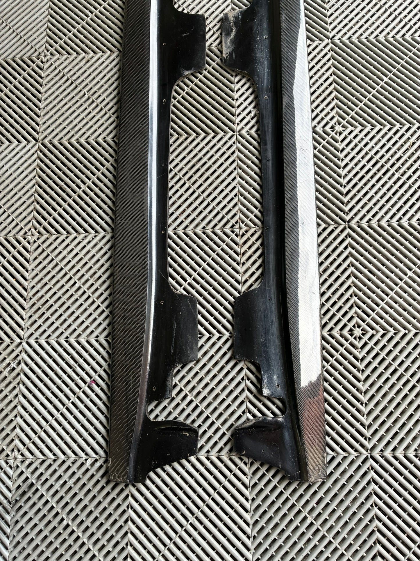 Used. Bmw E92/93 M3 sideskirts extensions. Carbon fiber.