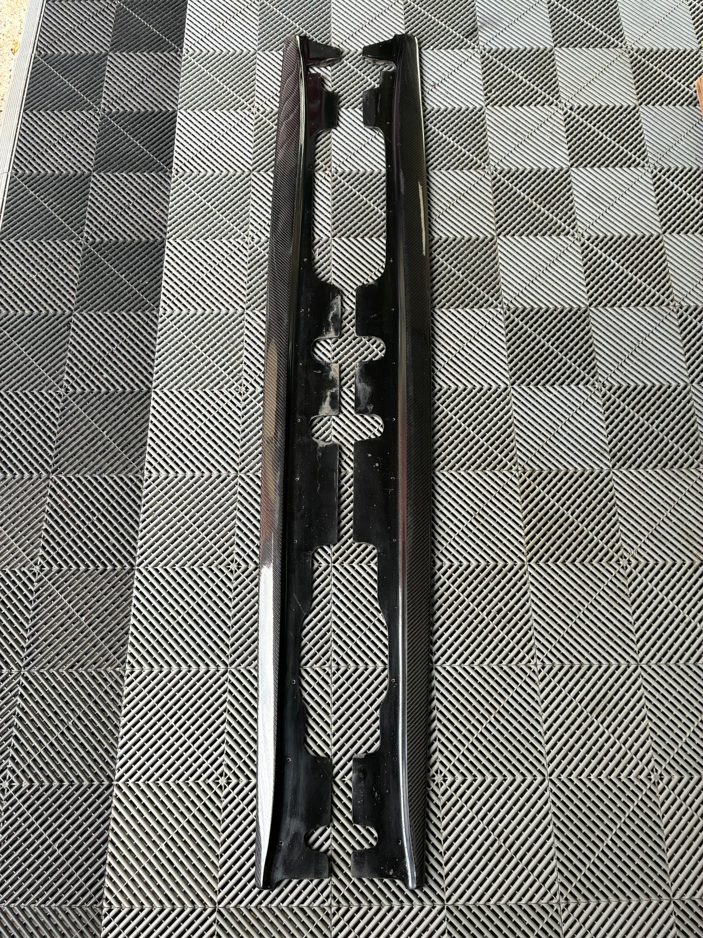 Used. Bmw E92/93 M3 sideskirts extensions. Carbon fiber.
