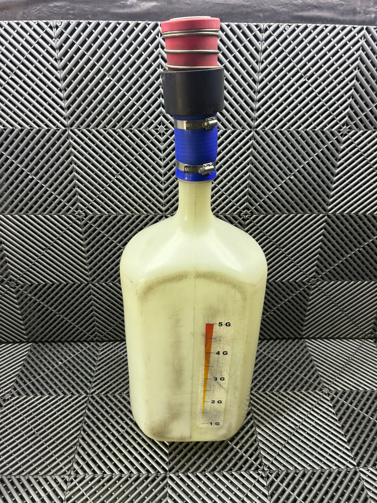 Used. ATL dry break fuel churn. (5 Gallon / 25 Litre)