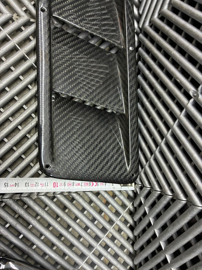 New. Carbon fiber Universal Hood Vents (52x12cm)