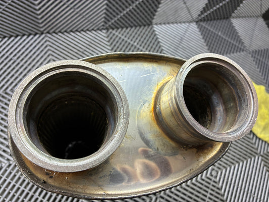 New. Bastuck Race silencer/mid-pipe