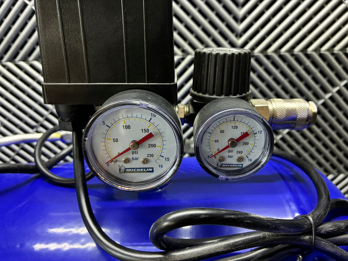 New. Michelin 50-liter portable air compressor