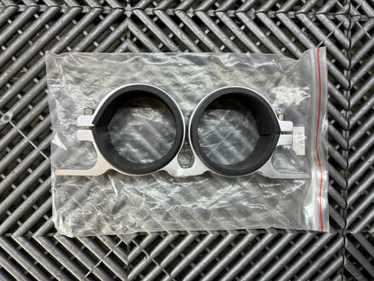 New. Pump bracket double 2x60mm