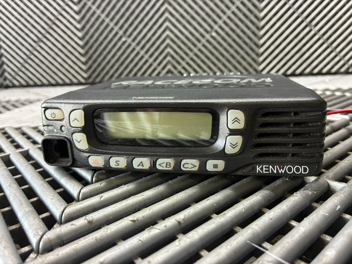 Used.KENWOOD NX-720-E MOBILE RADIO
